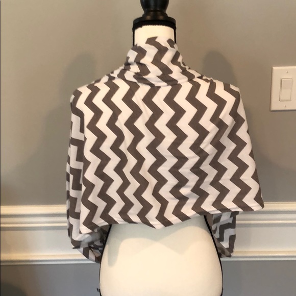 Nursing scarf - Picture 2 of 4